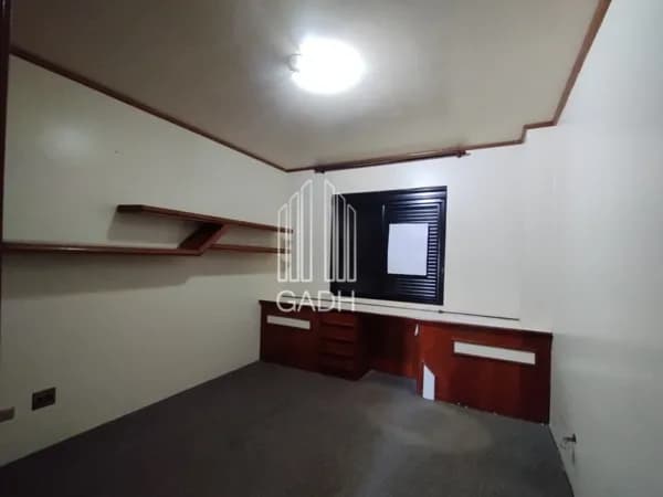 Apartamento Edifício Versalhes no Centro