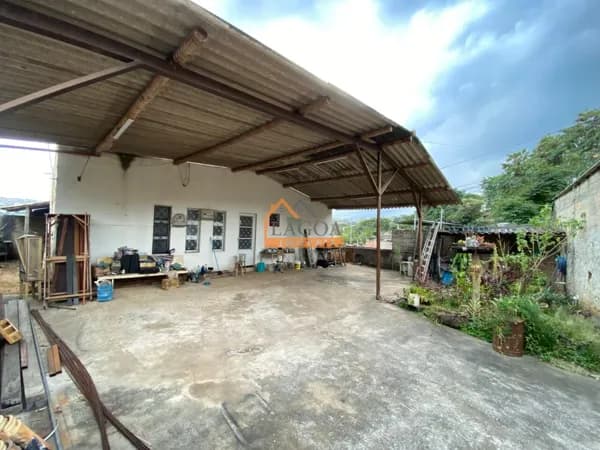 Casa em Pedro Leopoldo - Santa Maria