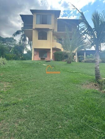 Casa em Pedro Leopoldo - Maria de Lourdes