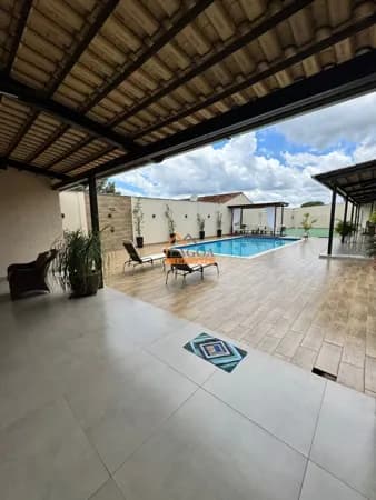 Casa em Pedro Leopoldo - Lagoa de Santo Antonio