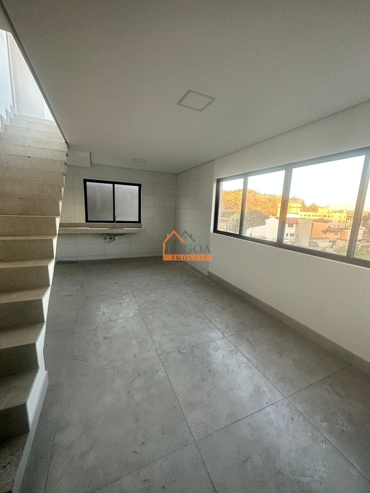 Apartamento em Pedro Leopoldo - Centro