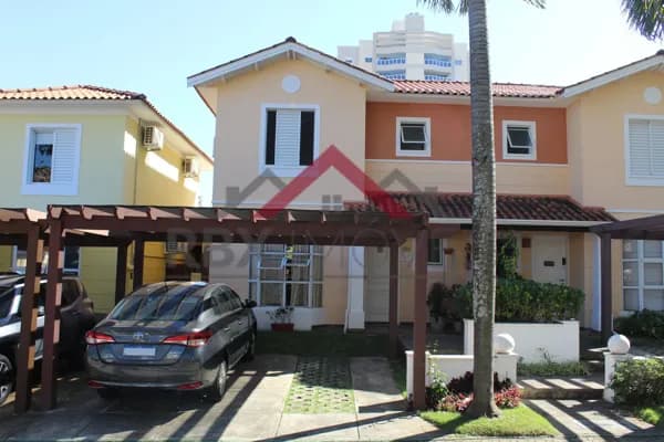 Condomínio CARMEL ! Maravilhoso Sobrado de 3 Dormitórios sendo 1 Suíte com 2 Vagas de Garagem à Venda, 122 m² por R$ 1.170.000