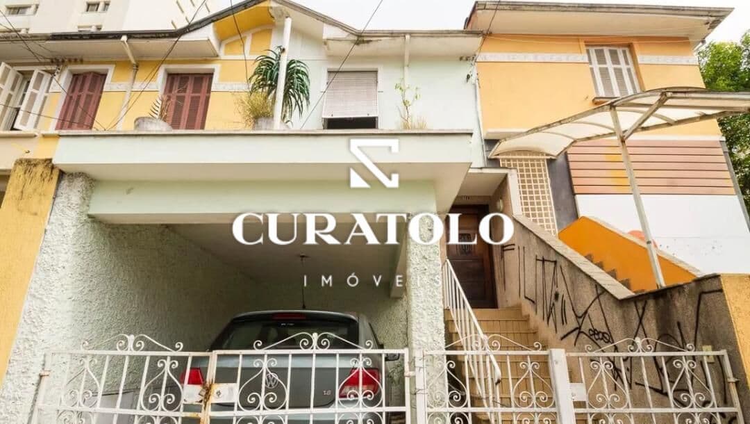 CASA À VENDA NA VILA MARIANA, PRÓXIMA AO METRÔ PARAÍSO