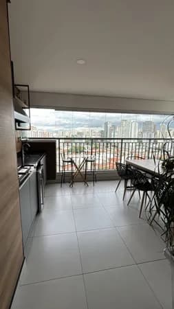 Apartamento à venda com 106 m², 3 suítes, varanda gourmet e 2 vagas, Tatuapé, São Paulo.