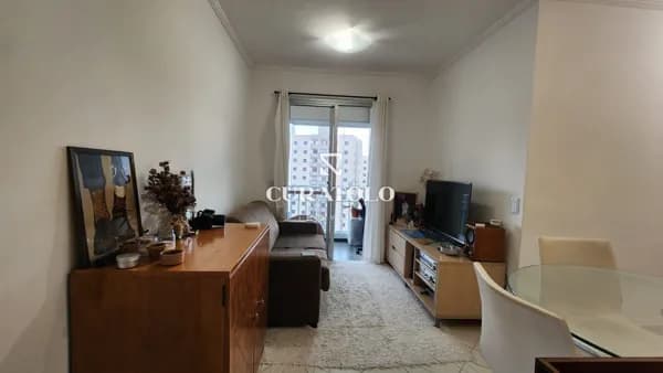 Apartamento à venda com 50 m², 2 quartos, varanda e vaga, Panamby, São Paulo.
