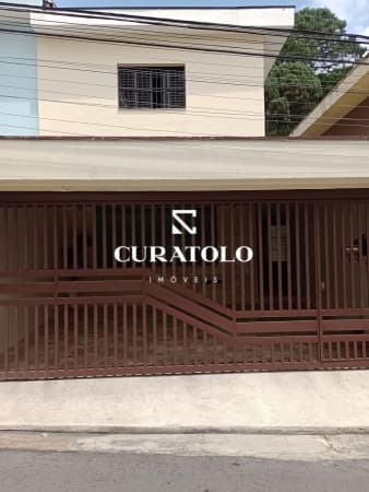 Sobrado com 3 dormitórios, 1 suíte, quintal e 2 vagas cobertas - Rudge Ramos