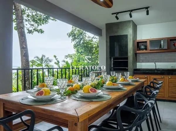 Casa sobrado à venda em Ubatuba com 500 m², 4 quartos e 2 vagas na Vila Prudente, São Paulo