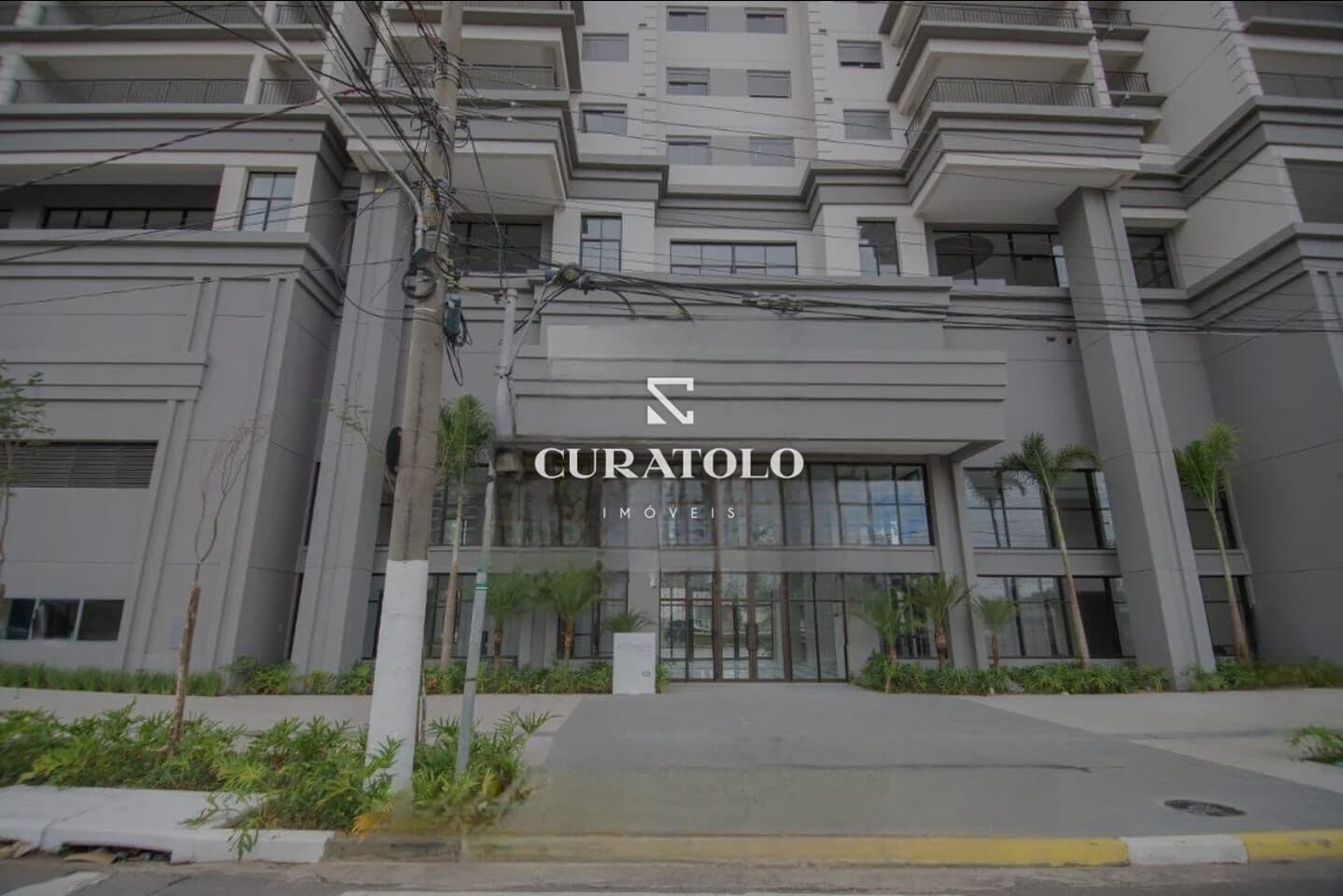 Apartamento à venda, de 3 quartos/suítes, 2 vagas e varanda no Ipiranga