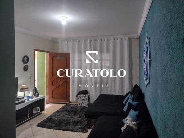 Sobrado com 3 dormitórios, varanda, edícula e 2 vagas cobertas - Jd. Santo Alberto