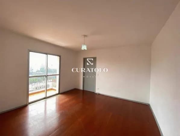 Apartamento à venda com 56 m², 2 quartos, vaga e varanda na Vila das Belezas, São Paulo.