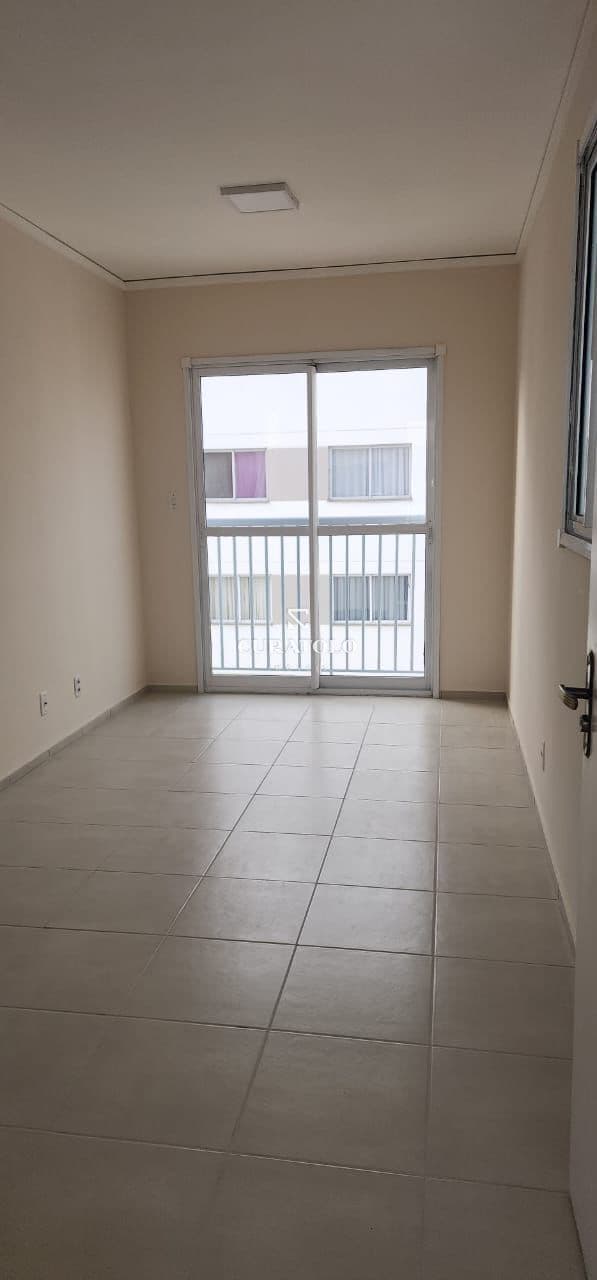 Experimente a vida urbana de Campos Elíseos, ao lado da Estação Júlio Prestes: apartamento de 2 quartos , perfeito para moradia ou investimento