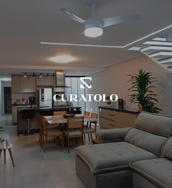 Sobrado com 3 dorms, 1 suíte, varanda, quintal e 2 vagas - Rudge Ramos