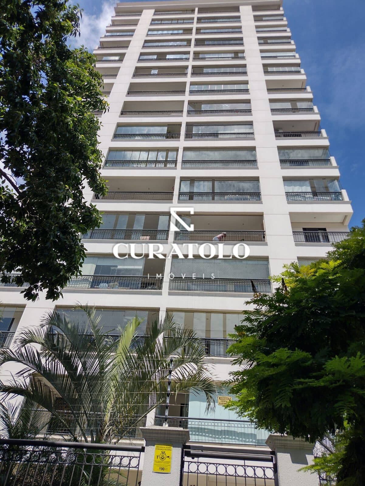 Apartamento com varanda gourmet, 3 dormitórios, 1 suíte, 2 vagas e lazer completo - San Rafael, Mooca