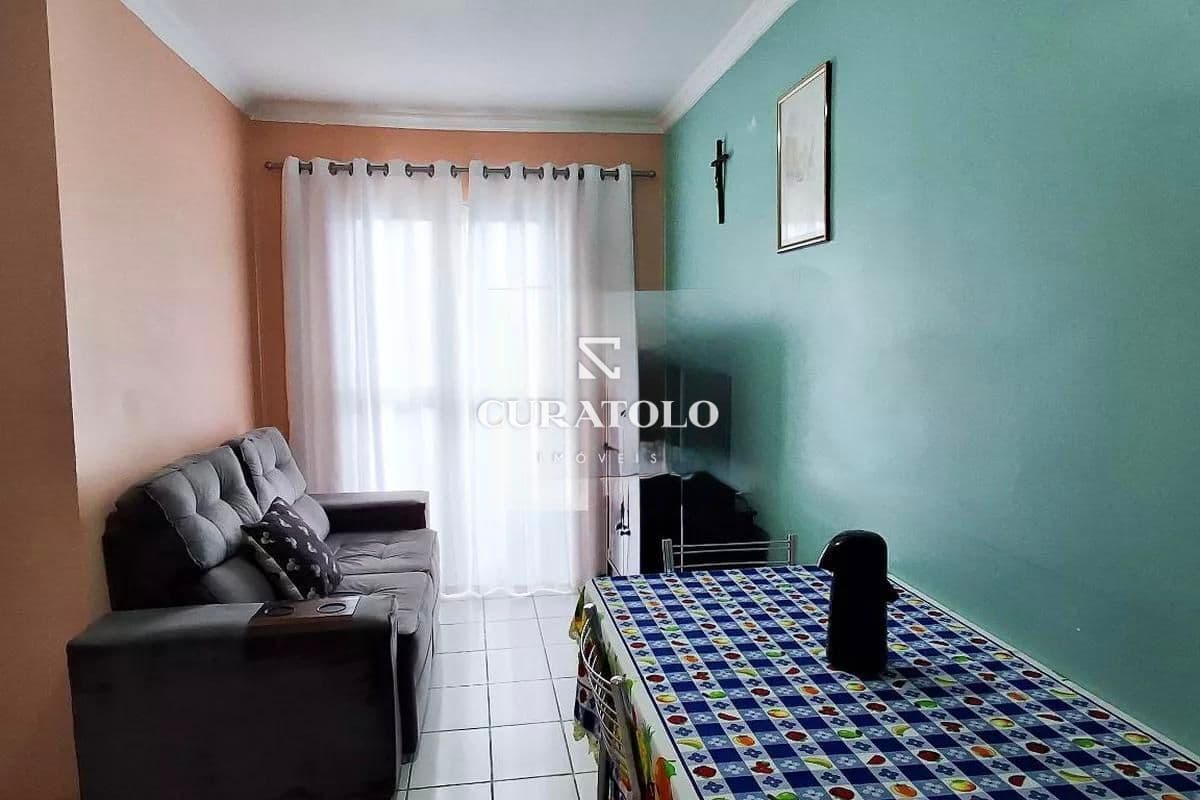 Apartamento à venda com 60 m², 2 quartos, sacada e vaga, Mauá, São Caetano do Sul.
