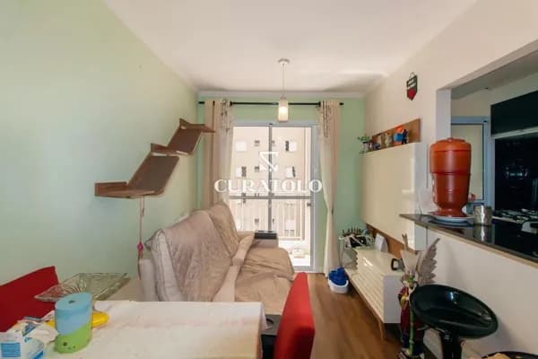 Apartamento à venda com 56 m², 2 quartos, varanda e vaga, Vila Ema, São Paulo.