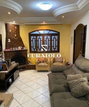 Sobrado com 3 dormitórios, piscina, quintal e 6 vagas - Jardim São Pedro