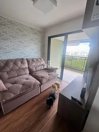 Apartamento à venda com 69 m², 3 quartos, varanda e 2 vagas, Mooca, São Paulo.