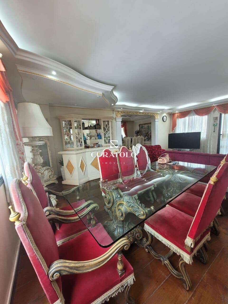 Apartamento à venda, de 4 quartos e 3 vagas no Belém, São Paulo.