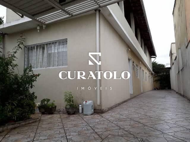 EXCELENTE CASA COM 3 SUÍTES, QUINTAL, ÁREA GOURMET COM CHURRASQUEIRA E 6 VAGAS - JARDIM BRASIL, ZONA NORTE
