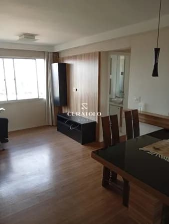 Apartamento à venda com 60 m², 2 quartos e vaga, Tatuapé, São Paulo.
