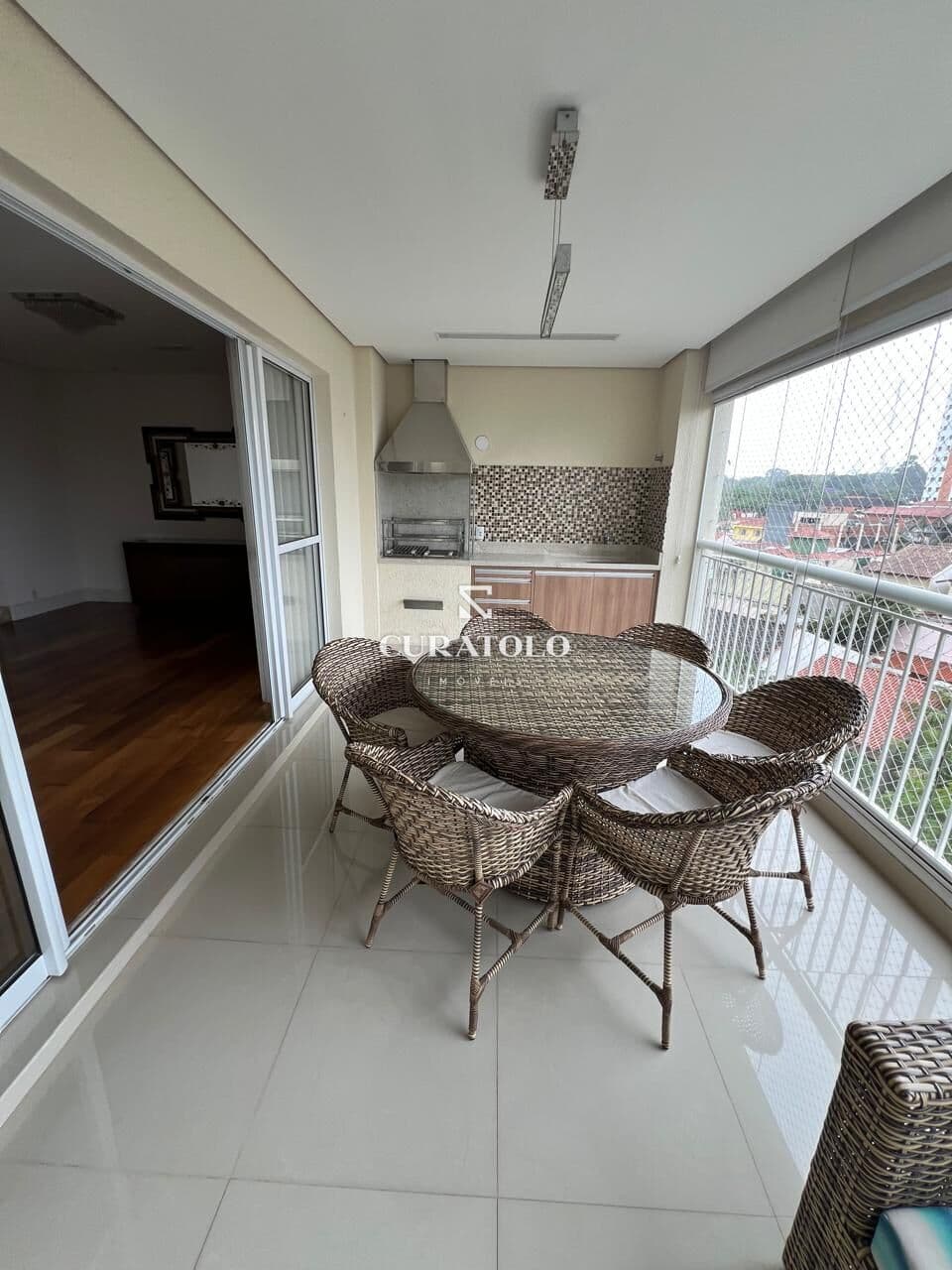 Apartamento à venda com 170 m², 3 quartos, varanda gourmet e 2 vagas, Vila Prudente, São Paulo.