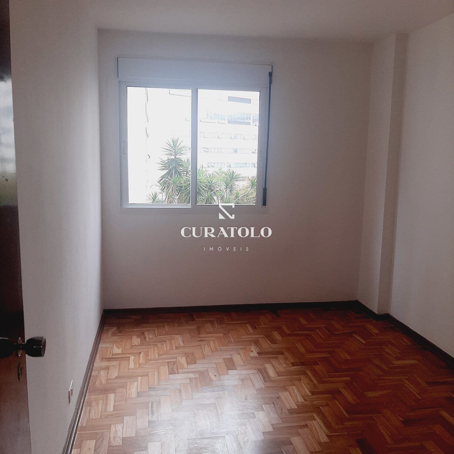 Apartamento à venda com 94 m², 2 quartos, vaga, Liberdade, São Paulo.
