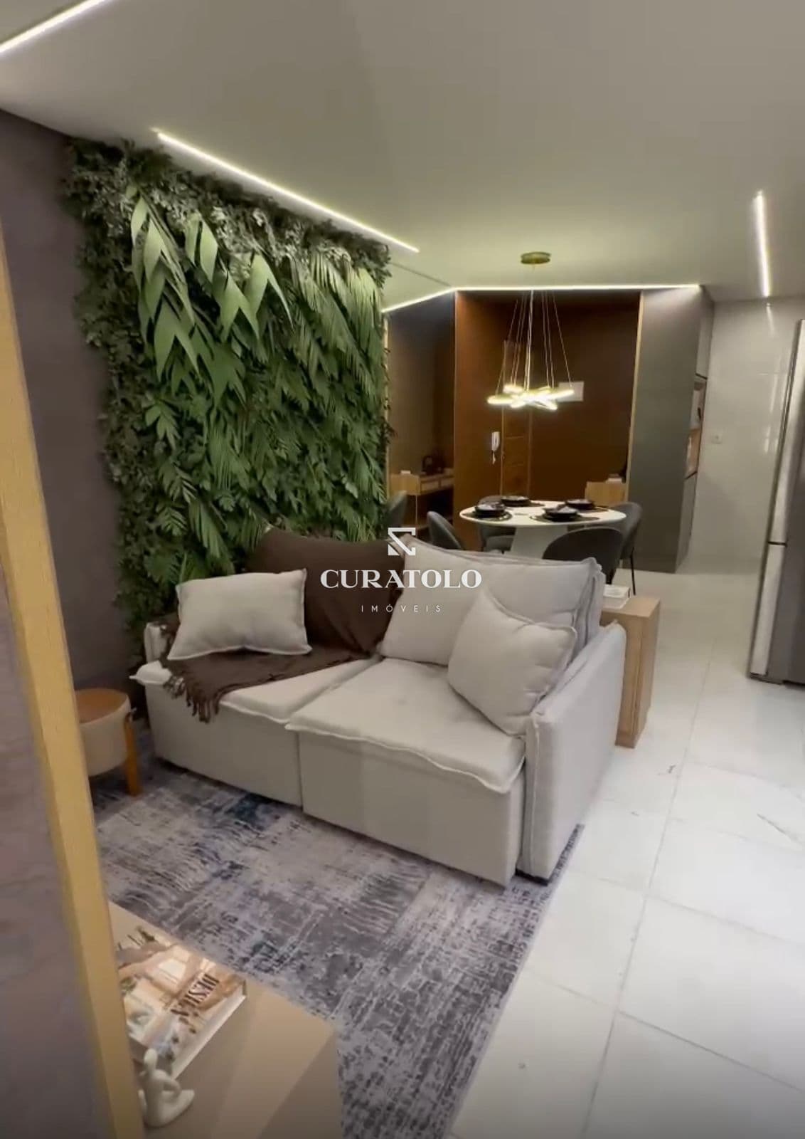 Apartamento à venda com 46 m², com 2 quartos, varanda e vaga, Vila Libanesa, São paulo.