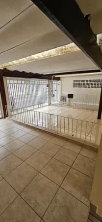 Casa à venda com 261 m², 4 quartos, 2 vagas cobertas, Jordanópolis, São Bernardo do Campo.