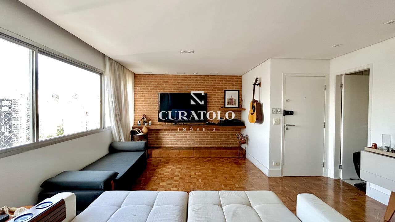 Apartamento alto padrão à venda com 124 m², 3 quartos, vaga, Vila Olímpia, São Paulo.
