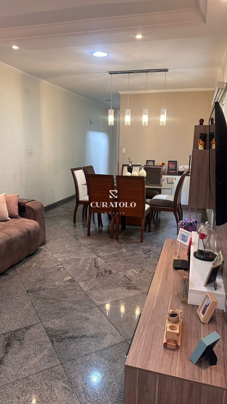 Viva com conforto no Parque São Lucas, a 10 min a pé do Metrô São Lucas: Lindo Sobrado de 261m² com 4 Dorms e 2 vagas - Mobiliado