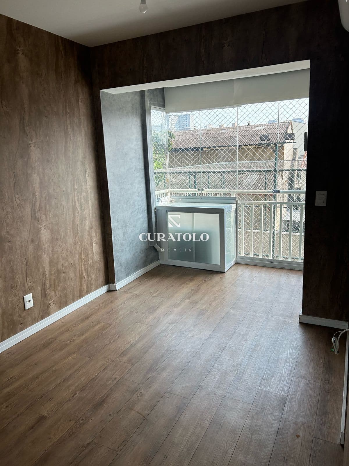 Conheça esse lindo apartamento no Tatuapé, de 50 m², com 2 quartos, 1 vaga e varanda, é perfeito para você e sua família.