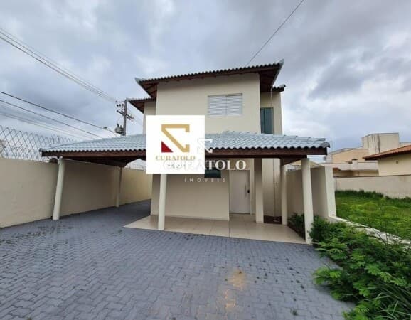 Sua casa dos sonhos em Sorocaba, viva em um condomínio fechado, com lazer em um excelente sobrado com 3 Dorms, 5 Vagas e Quintal