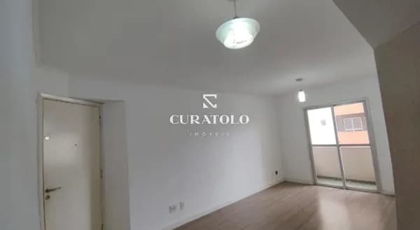 Apartamento à venda, de 2 quartos, 1 vaga e varanda na Vila Formosa