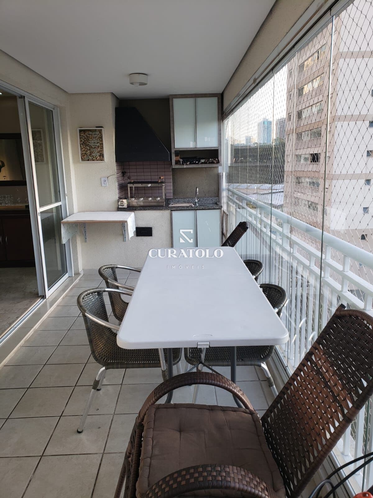 Apartamento à venda, de 3 quartos e 2 vagas no Jardim Avelino, São Paulo