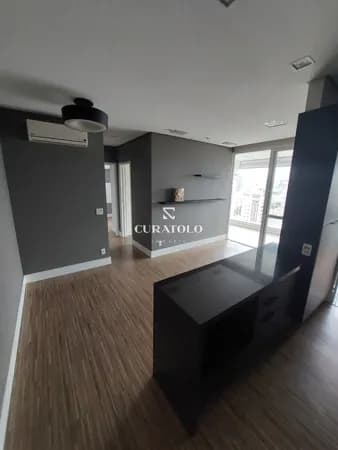 Apartamento à venda, de 2 quartos, varanda e 2 vagas no Chácara inglesa (a 14 min a pé do Metrô Praça da Árvore)