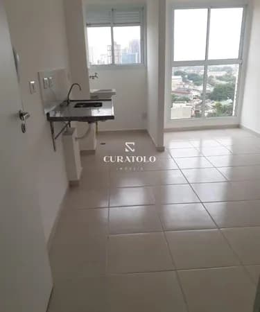 Apartamento à venda com 30 m², 1 quarto, Vila Guilhermina, São Paulo.