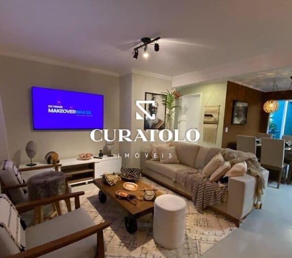 Sobrado com 4 dormitórios, churrasqueira, varanda e 2 vagas - Conjunto Habitacional Barreira (Aricanduva)