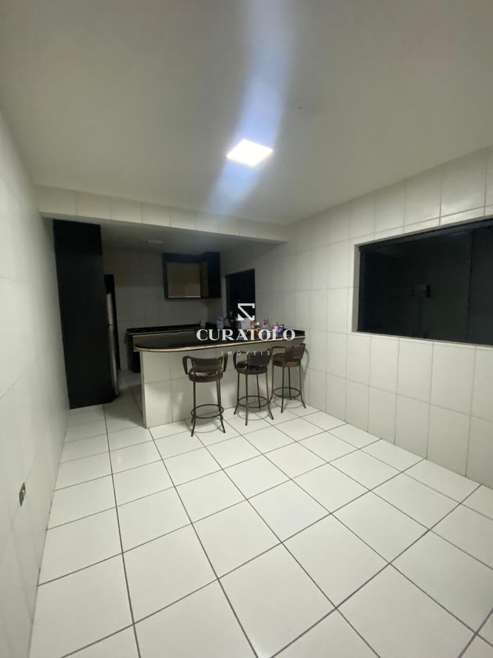 Venha conhecer a casa ideal no Jardim Pedro José Nunes: Com amplos 220 m², 3 quartos e 5 vagas cobertas - ao lado da Av. São Miguel e Parque Primavera