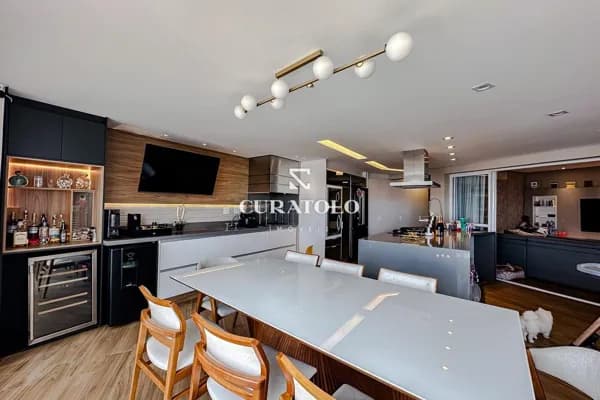 Apartamento à venda com 122 m², 3 suítes varanda gourmet e 2 vagas, Mooca, em São Paulo.