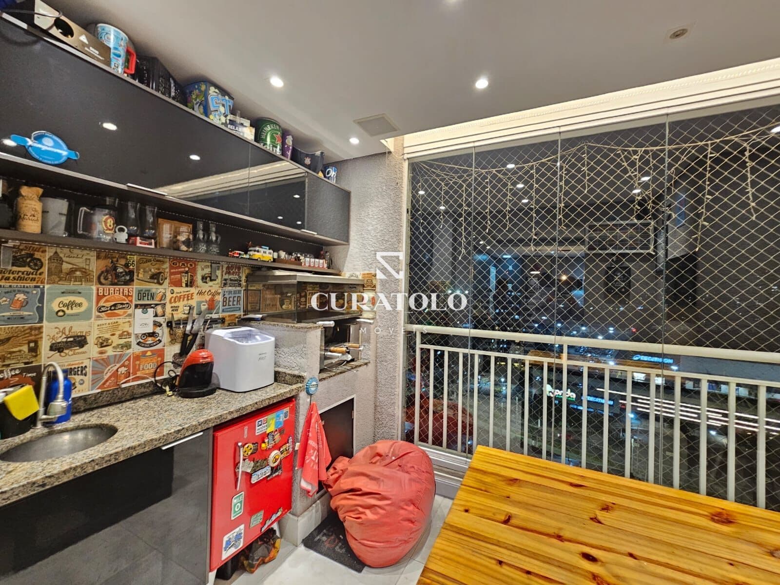 Apartamento à venda com 80 m², 2 quartos, varanda gourmet e 2 vagas em São Bernardo do Campo.