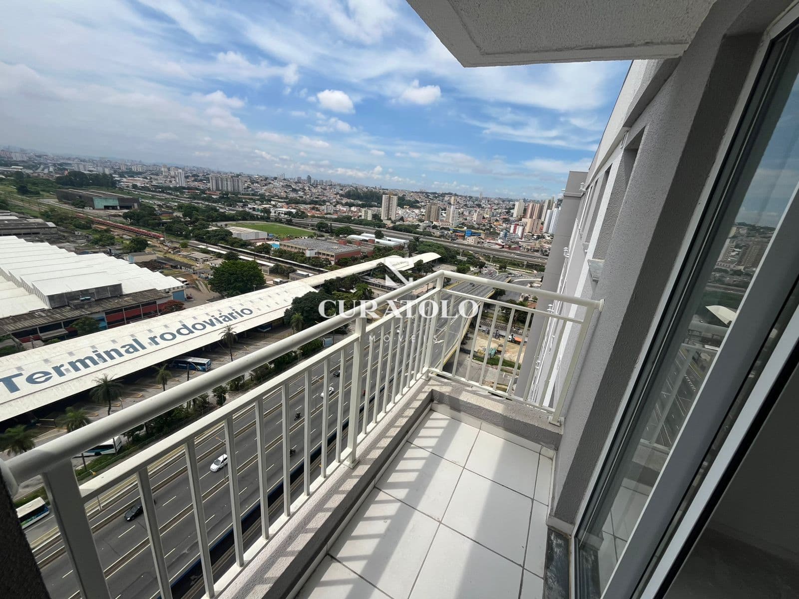 Apartamento à venda com 42 m², 2 quartos, varanda e vaga, Jardim, Santo André.