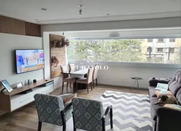 Apartamento à venda com 90m² e 3 quartos, varanda e 2 vagas, Pinheiros, São Paulo.