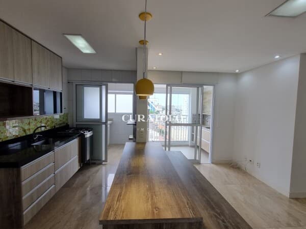 Sua cobertura dos sonhos em São Caetano, bairro Centro: Viva com conforto em 136m² com 2 Dormitórios, 2 Vagas, Varanda e Área Gourmet com Churrasqueira