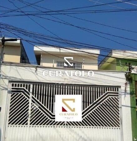 Sobrado com 4 dormitórios, área com churrasqueira, quintal e 3 vagas - Vila Ema