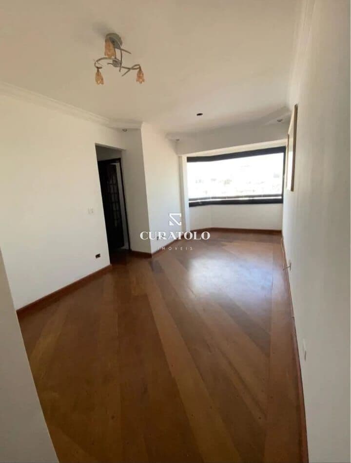Apartamento à venda com 55 m², 2 quartos, vaga na Mooca, São Paulo.