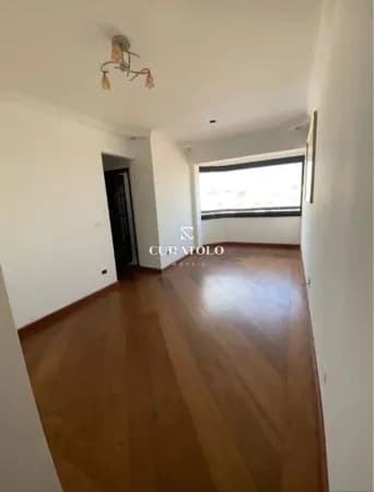 Apartamento à venda com 55 m², 2 quartos, vaga na Mooca, São Paulo.