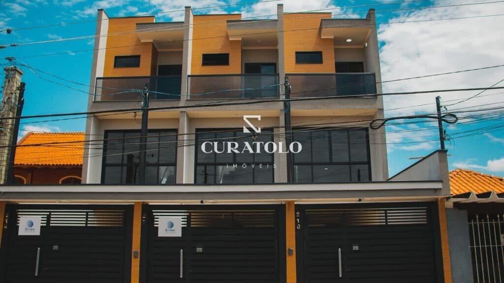 Sua nova casa com conforto na Vila Matilde - Belíssimo sobrado com 3 Dorms, 4 Vagas e Quintal com Churrasqueira - a 12 min a pé do Metrô Vila Matilde