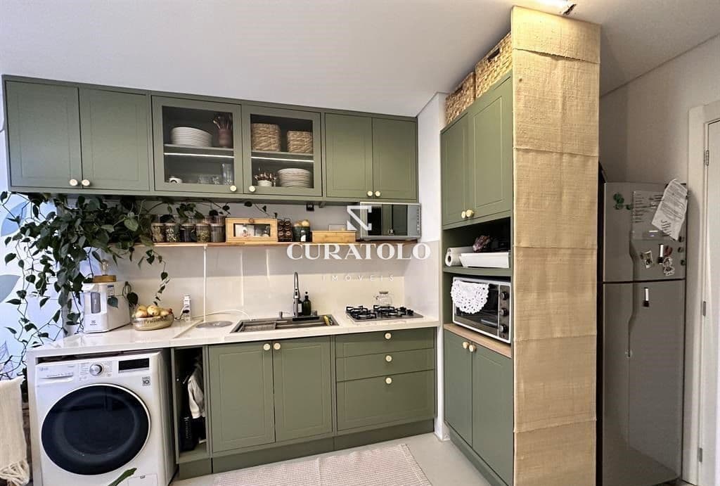 Apartamento à venda com 35 m², 1 quarto, varanda, em Santo Amaro, São Paulo.
