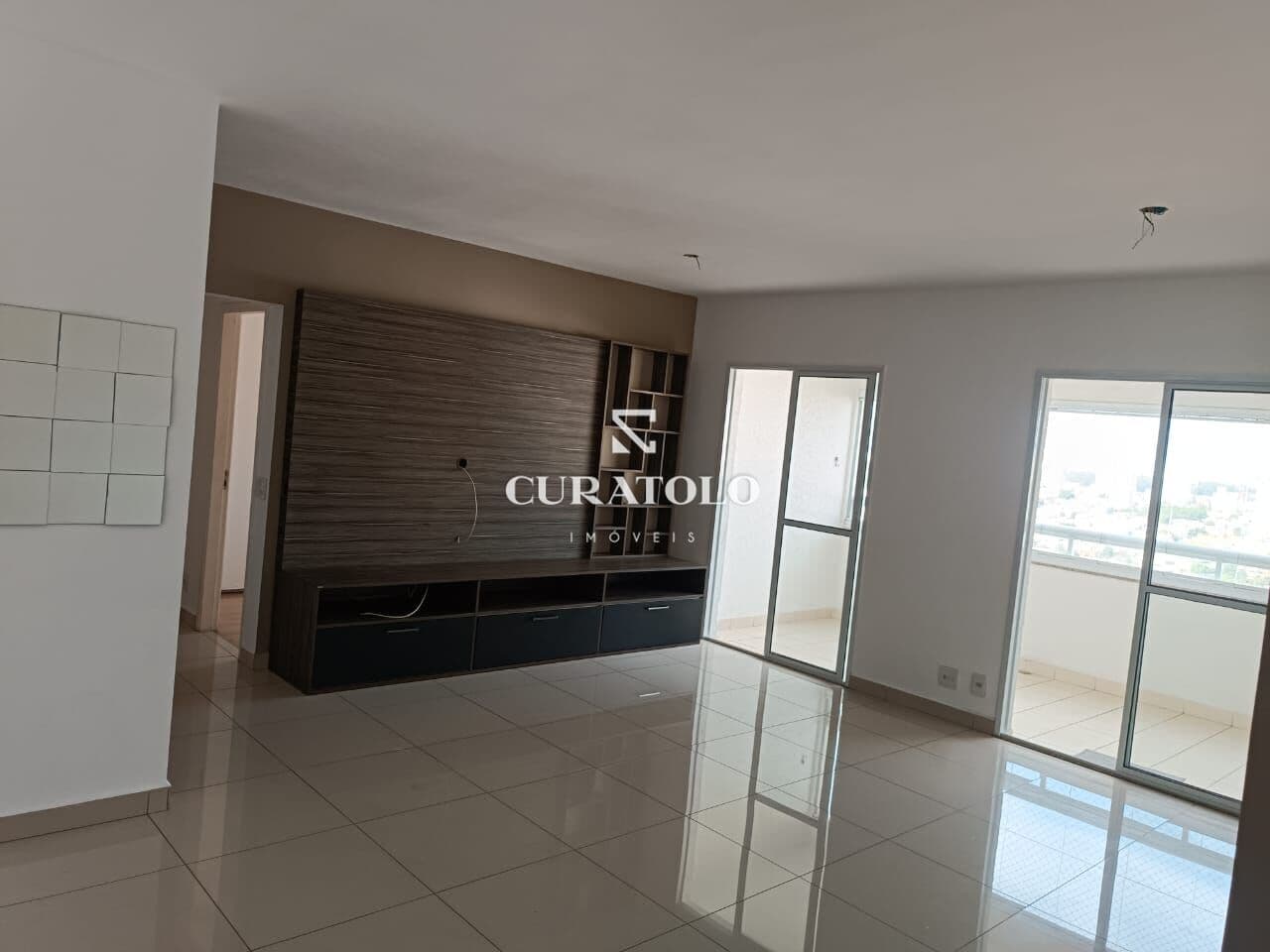Apartamento à venda com 90 m², 2 quartos, varanda gourmet e 2 vagas no Ipiranga, São Paulo.