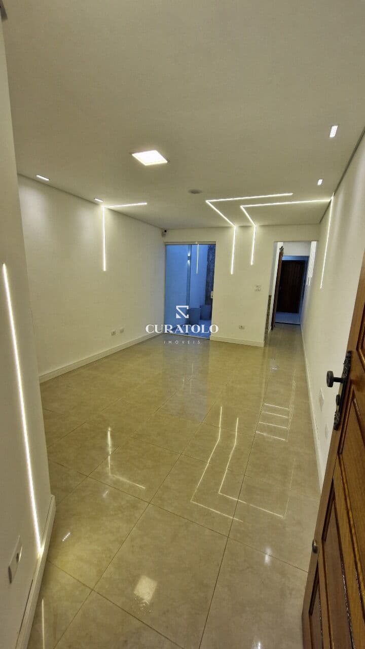 Casa sobrado à venda com 120m², 3 quartos e 2 vagas na Penha, São Paulo